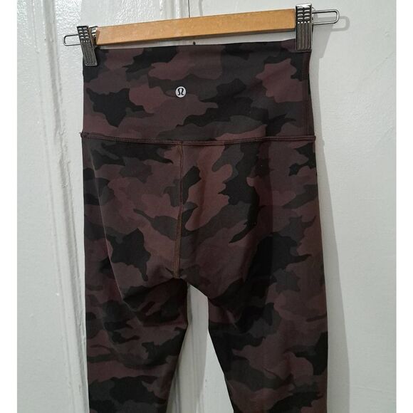 Lululemon women size 4 camouflage leggings align black rust brown running - Picture 3 of 8